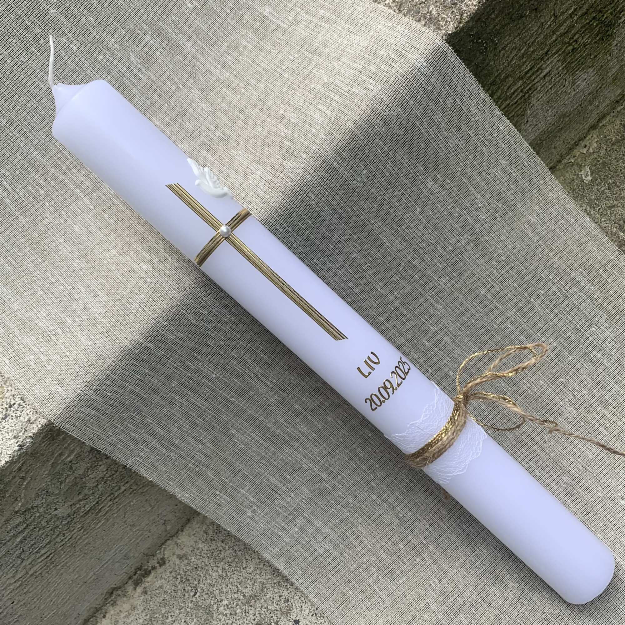 Preview: Personalisierte Taufkerze Kommunionskerze weiß creme gold 25x6 cm 25x7 cm 40x4 cm klassisch Kreuz vintage